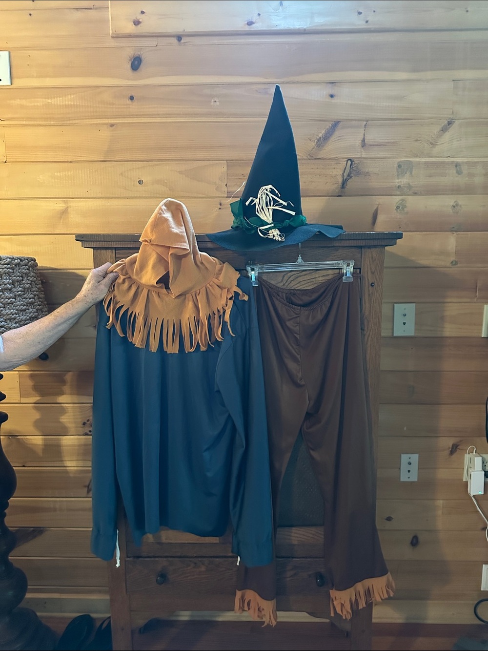 Wizard of oz  scarecrow Costume - Brown & Orange with custom hat and original